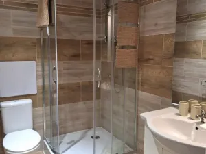 Pronájem bytu 1+kk, Meziboří, nám. 8. května, 30 m2