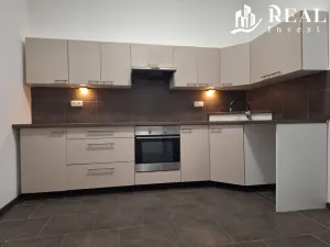 Pronájem bytu 2+1, Meziboří, nám. 8. května, 50 m2