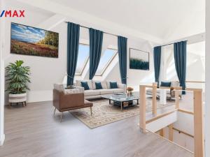 Prodej bytu 5+1, Karlovy Vary, Bulharská, 130 m2