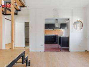 Prodej bytu 5+1, Karlovy Vary, Bulharská, 130 m2