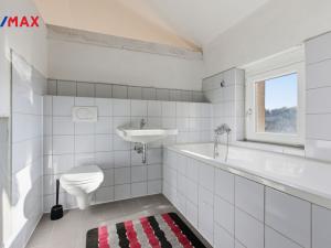 Prodej bytu 5+1, Karlovy Vary, Bulharská, 130 m2