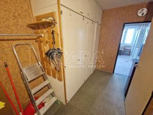 Prodej bytu 2+kk, Praha, Rajmonova, 43 m2