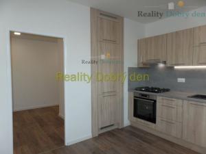 Prodej bytu 2+1, Opava, Holasická, 57 m2