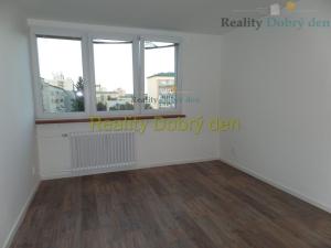 Prodej bytu 2+1, Opava, Holasická, 57 m2