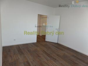 Prodej bytu 2+1, Opava, Holasická, 57 m2