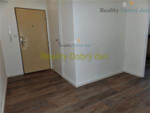 Prodej bytu 2+1, Opava, Holasická, 57 m2