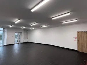 Pronájem obchodního prostoru, Šumbark, U Závor, 120 m2