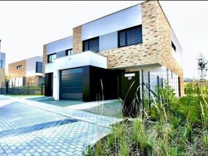 Pronájem rodinného domu, Praha, Hejného, 170 m2