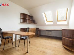 Pronájem kanceláře, Paskov, Místecká, 200 m2