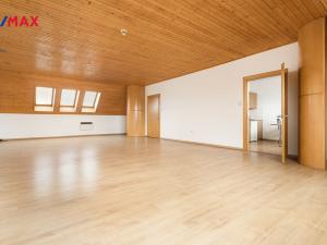 Pronájem kanceláře, Paskov, Místecká, 200 m2
