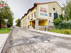 Prodej ubytování, Přerov, Jižní čtvrť III, 3300 m2