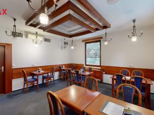 Prodej ubytování, Přerov, Jižní čtvrť III, 3300 m2