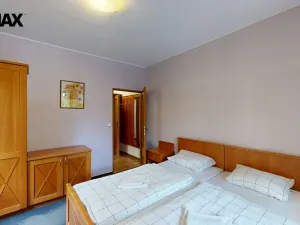 Prodej ubytování, Přerov, Jižní čtvrť III, 3300 m2
