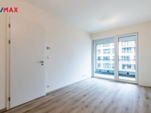 Prodej bytu 2+kk, Praha - Hloubětín, Poděbradská, 56 m2