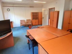 Pronájem kanceláře, Hradec Králové - Třebeš, V Mlejnku, 50 m2