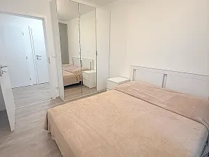 Pronájem bytu 2+kk, Praha - Černý Most, Bryksova, 60 m2