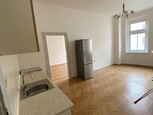 Pronájem bytu 3+kk, Praha - Smíchov, U Nikolajky, 67 m2
