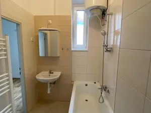 Pronájem bytu 3+kk, Praha - Smíchov, U Nikolajky, 67 m2