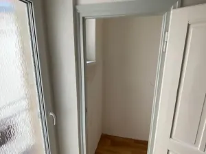 Pronájem bytu 3+kk, Praha - Smíchov, U Nikolajky, 67 m2