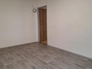 Pronájem bytu 2+1, Chomutov, Kadaňská, 60 m2