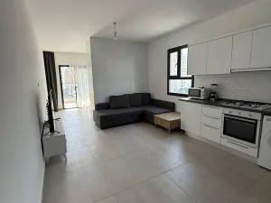 Prodej bytu 1+kk, Larnaka, Kypr, 48 m2