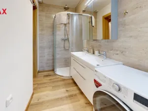 Prodej ubytování, Dolní Dunajovice, Hlavní, 655 m2