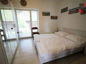 Prodej rodinného domu, Karlovice, 204 m2