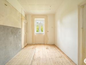 Prodej bytu 3+1, Nová Paka, Lomnická, 76 m2