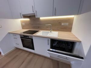 Pronájem bytu 2+kk, Cheb, Evropská, 55 m2