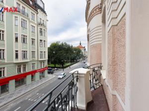 Pronájem bytu 1+kk, Praha - Smíchov, Zborovská, 34 m2