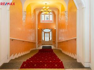 Pronájem bytu 1+kk, Praha - Smíchov, Zborovská, 34 m2