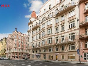 Pronájem bytu 1+kk, Praha - Smíchov, Zborovská, 34 m2