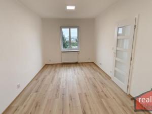Prodej bytu 2+kk, Nupaky, Nupacká, 62 m2
