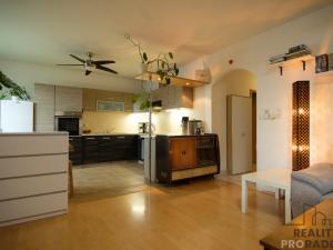 Prodej bytu 3+kk, Olomouc, Schweitzerova, 74 m2