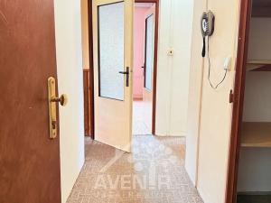 Prodej bytu 3+1, Hostinné, Sídliště, 68 m2