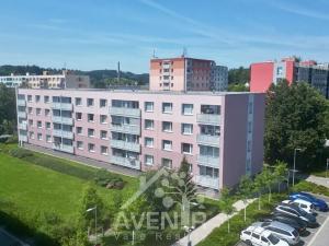 Prodej bytu 3+1, Hostinné, Sídliště, 68 m2