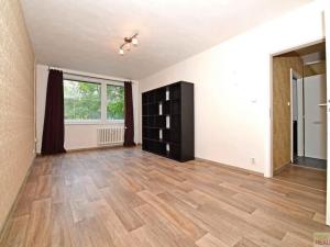 Pronájem bytu 2+kk, Praha - Černý Most, Dygrýnova, 46 m2