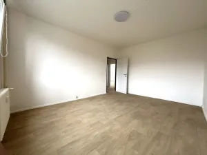 Pronájem bytu 3+1, Plzeň - Bolevec, Kralovická, 79 m2