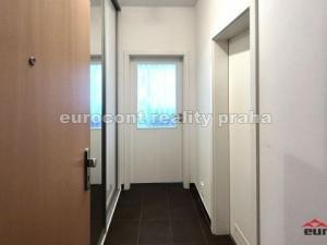 Pronájem bytu 1+kk, Praha, Pod Kavalírkou, 35 m2