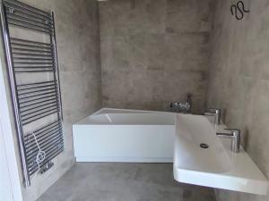 Prodej rodinného domu, Červené Pečky, Hrabáňova, 202 m2
