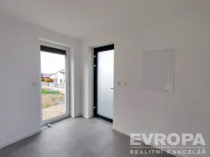 Prodej rodinného domu, Červené Pečky, Hrabáňova, 202 m2