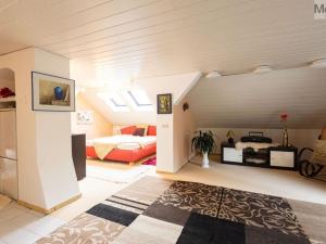Prodej rodinného domu, Loučim, 300 m2