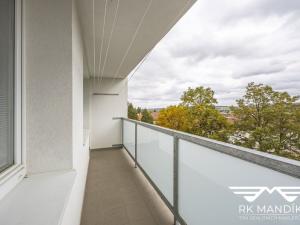 Prodej bytu 4+1, Mníšek pod Brdy, 9. května, 90 m2