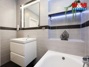 Prodej bytu 3+1, Olomouc - Neředín, Stiborova, 70 m2