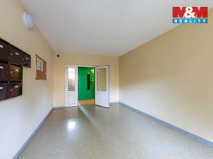 Prodej bytu 2+1, Karlovy Vary, Brigádníků, 55 m2