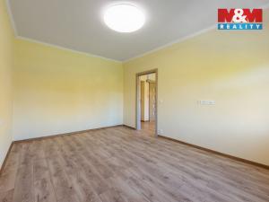Prodej bytu 2+kk, Karlovy Vary - Bohatice, U Trati, 35 m2