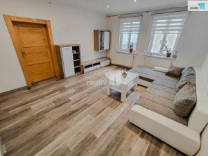 Prodej bytu 2+1, Cheb, Májová, 75 m2