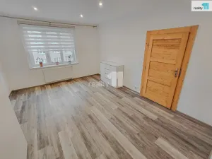 Prodej bytu 2+1, Cheb, Májová, 80 m2