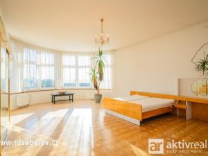 Prodej obchodního prostoru, Praha - Šeberov, K Hrnčířům, 1093 m2