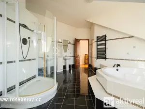 Prodej obchodního prostoru, Praha - Šeberov, K Hrnčířům, 1093 m2